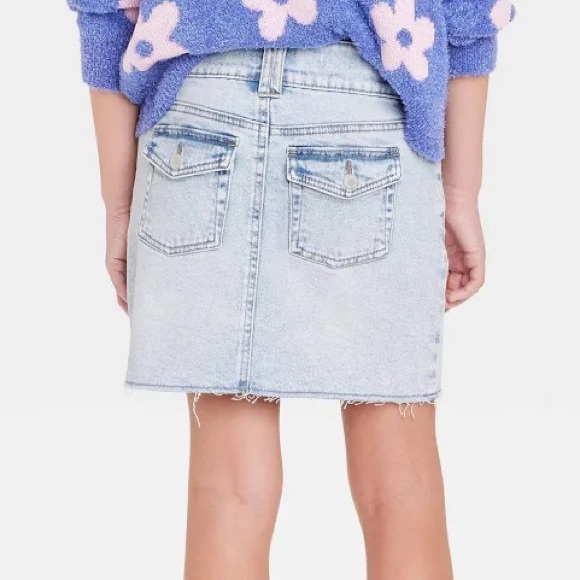 Art Class Girls’ Low-Rise Denim Mini Skirt - Light Indigo M - Picture 2 of 5